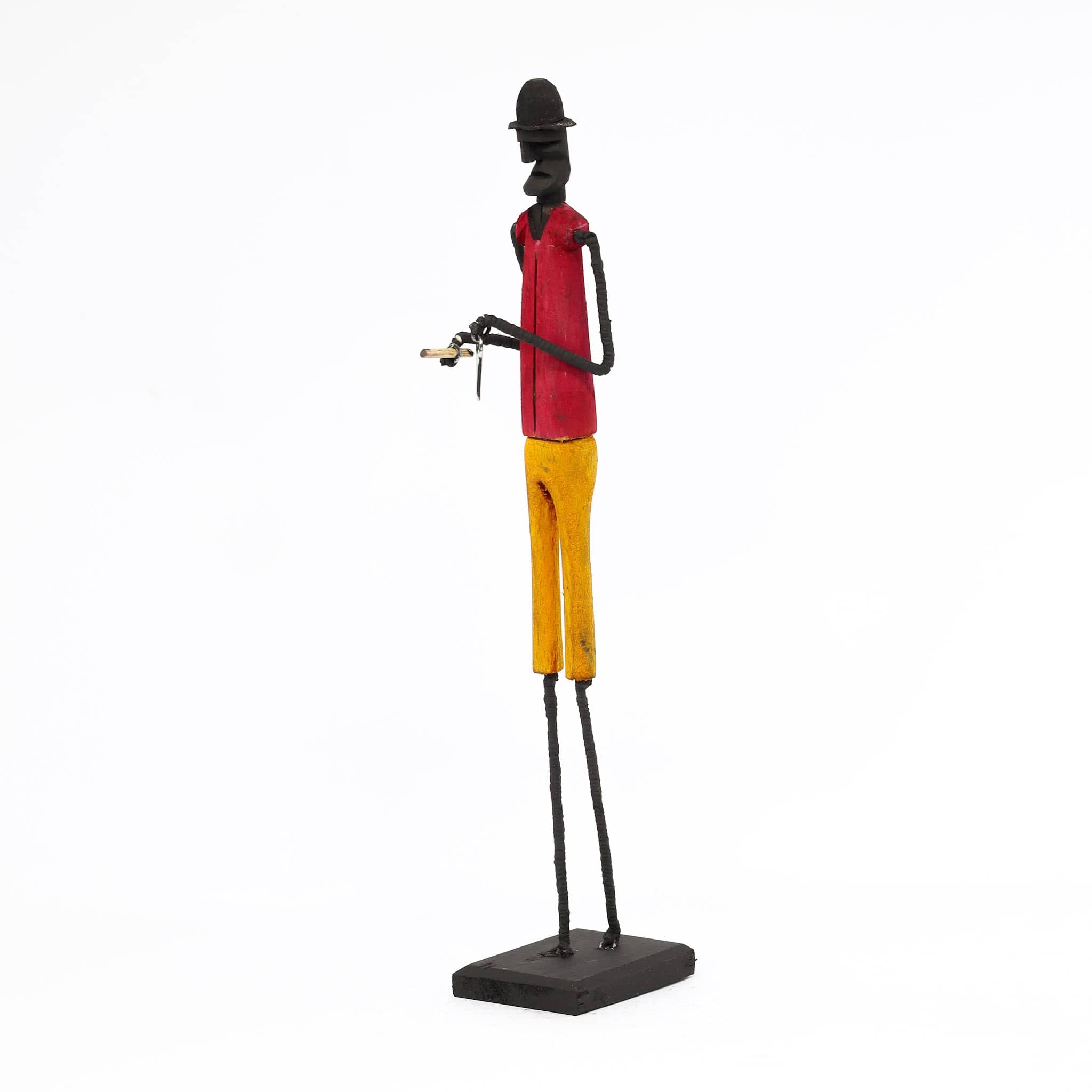 Escultura Madeira e Arame 09