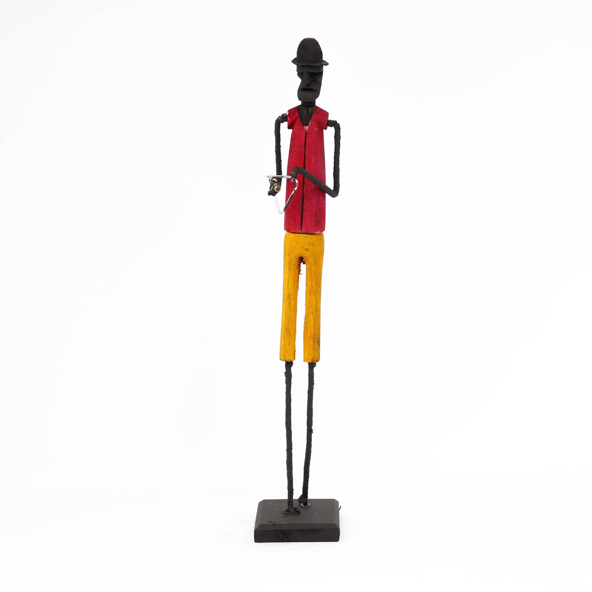 Escultura Madeira e Arame 09