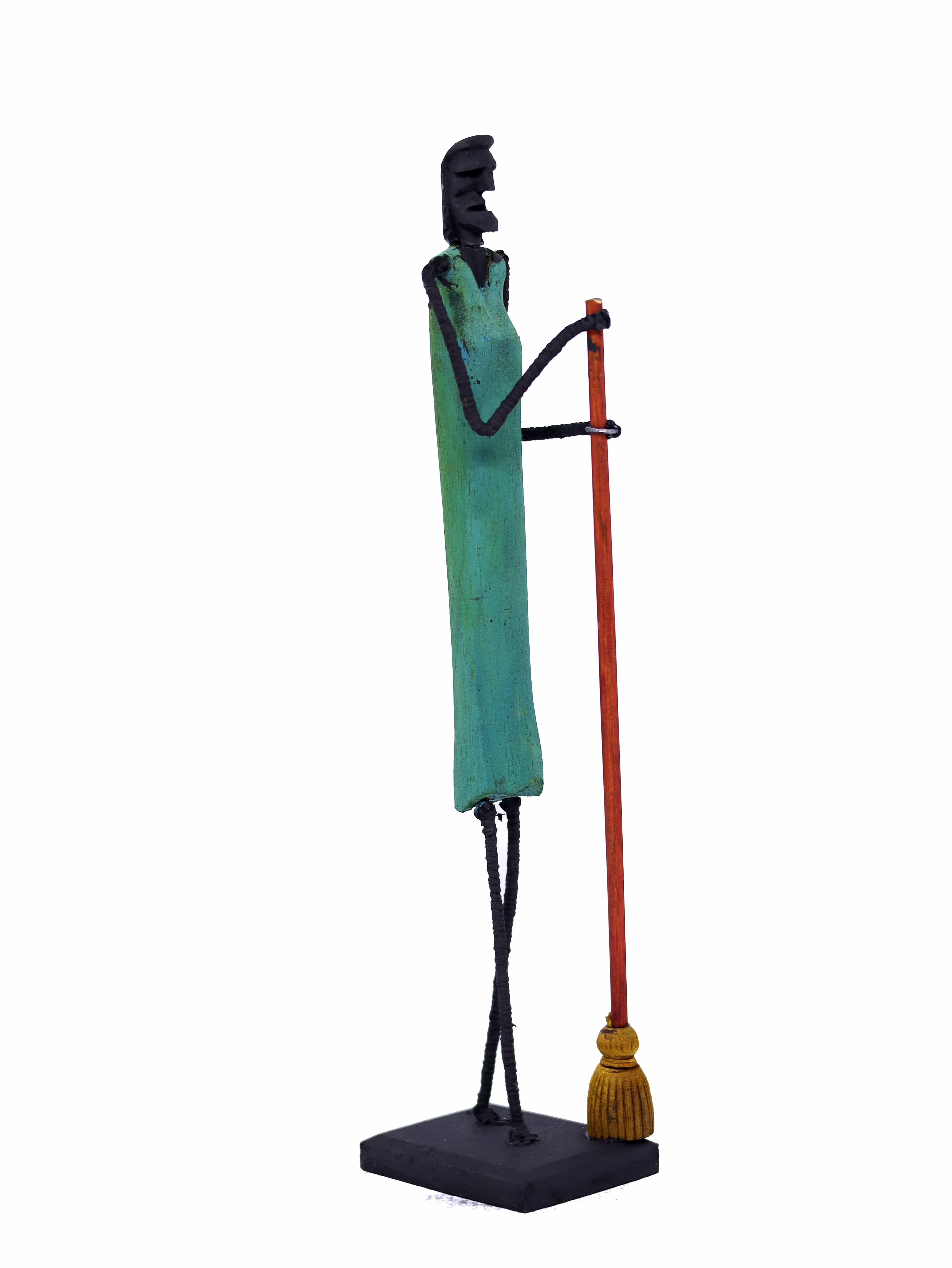 Escultura Madeira e Arame 02