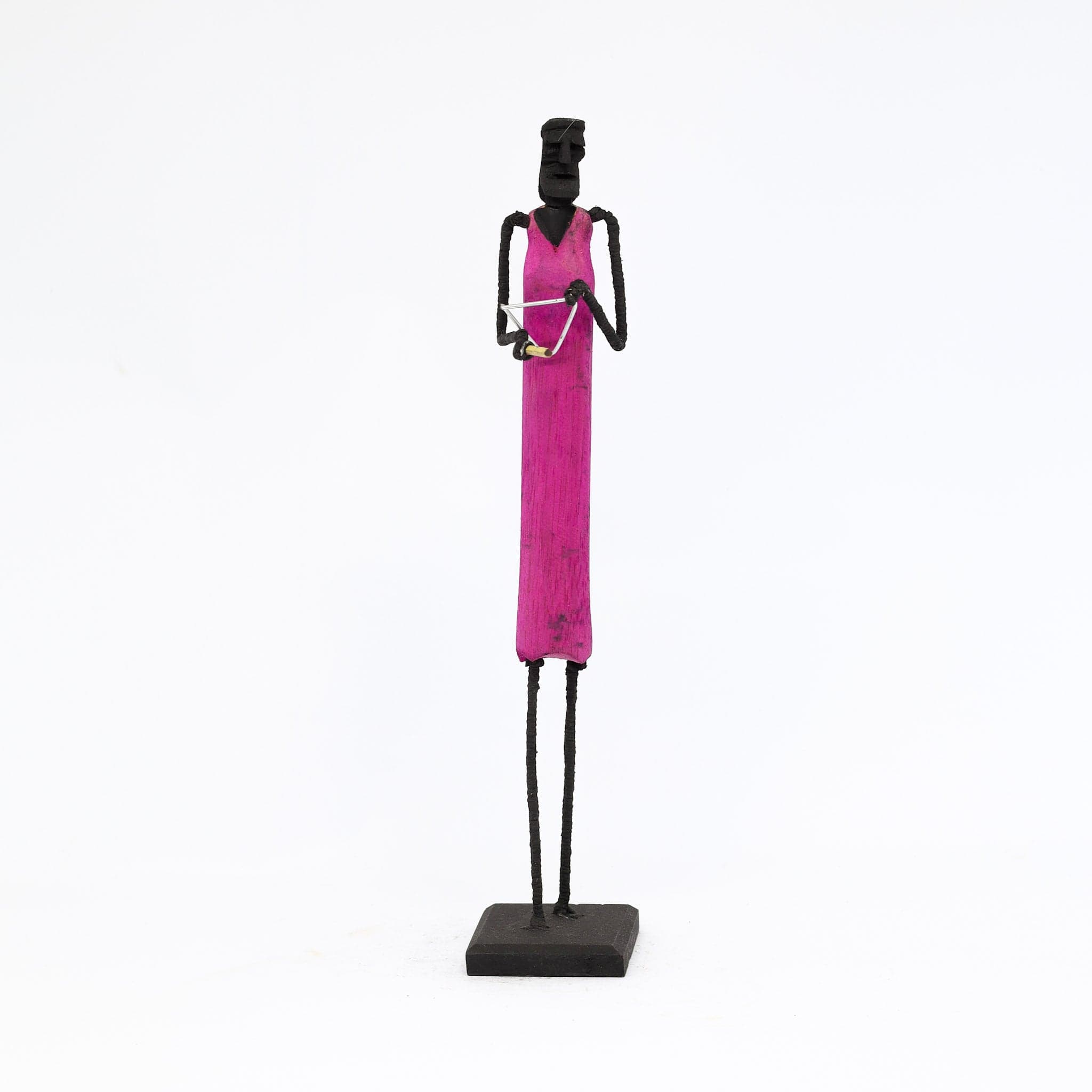 Escultura Madeira e Arame 43