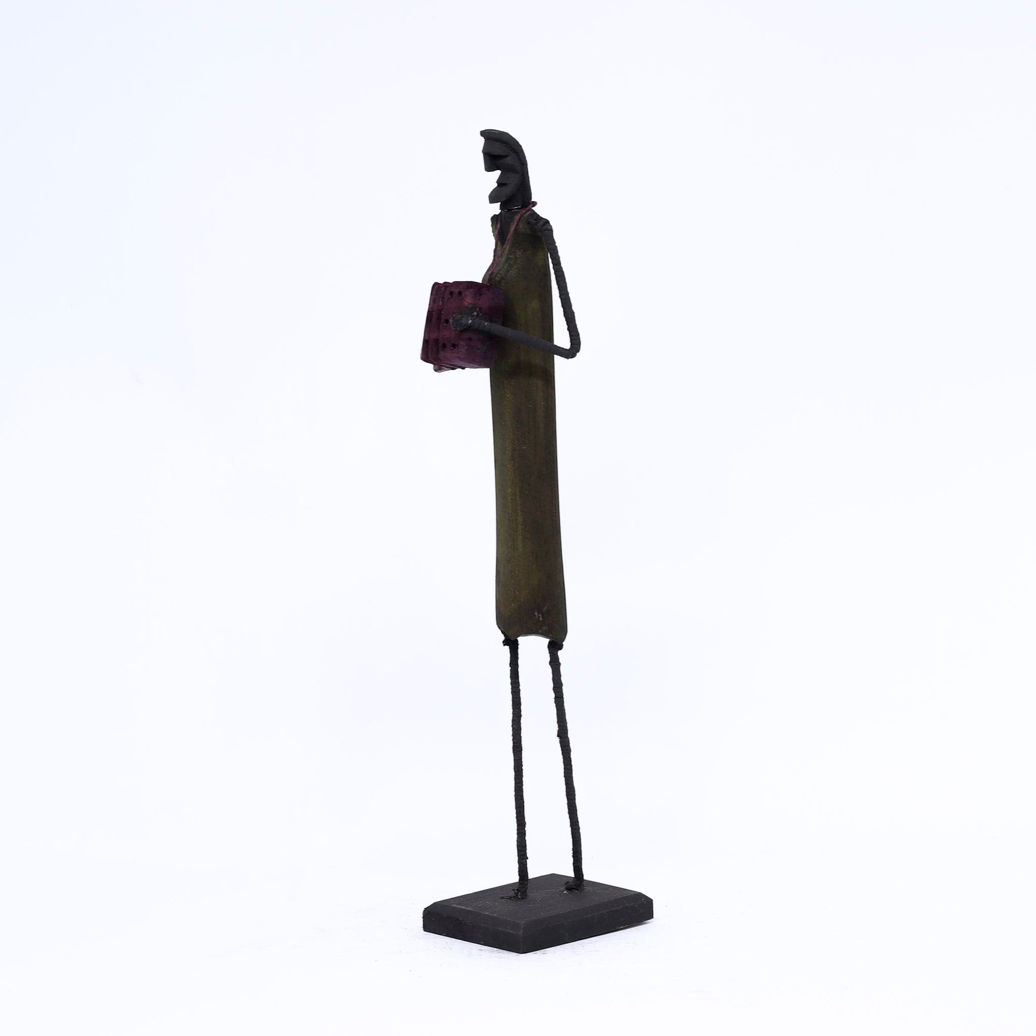 Escultura Madeira e Arame 58