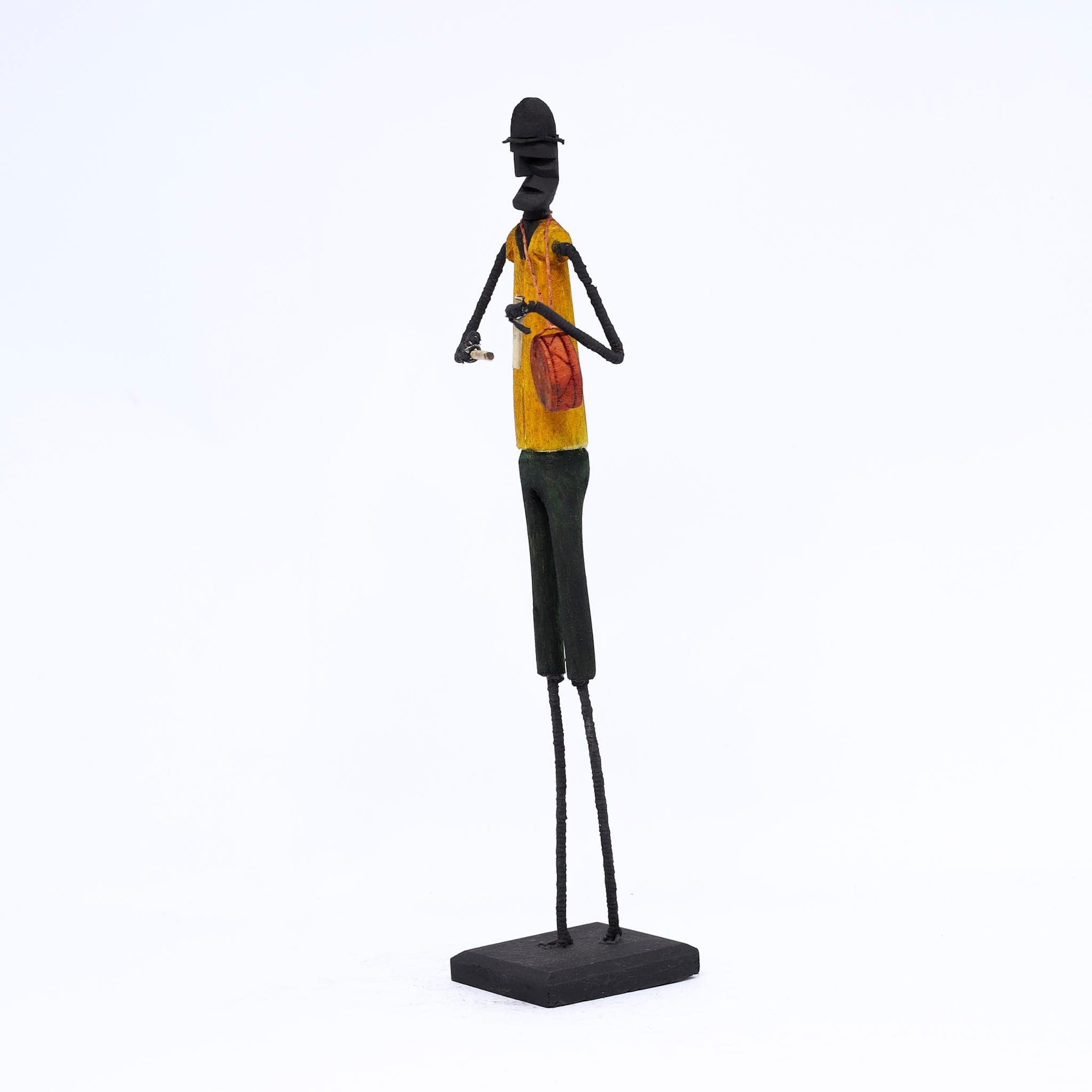 Escultura Madeira e Arame 85