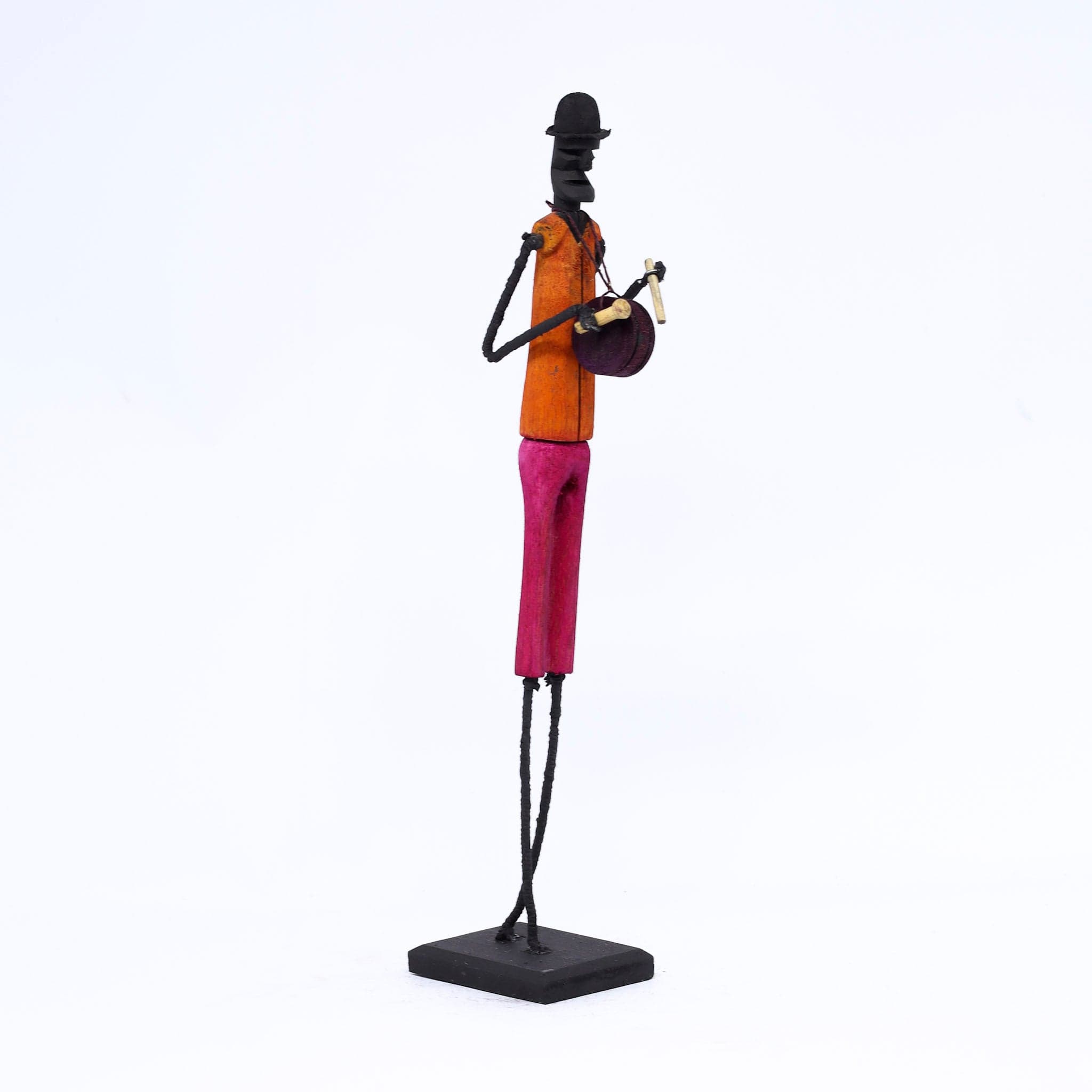 Escultura Madeira e Arame 86