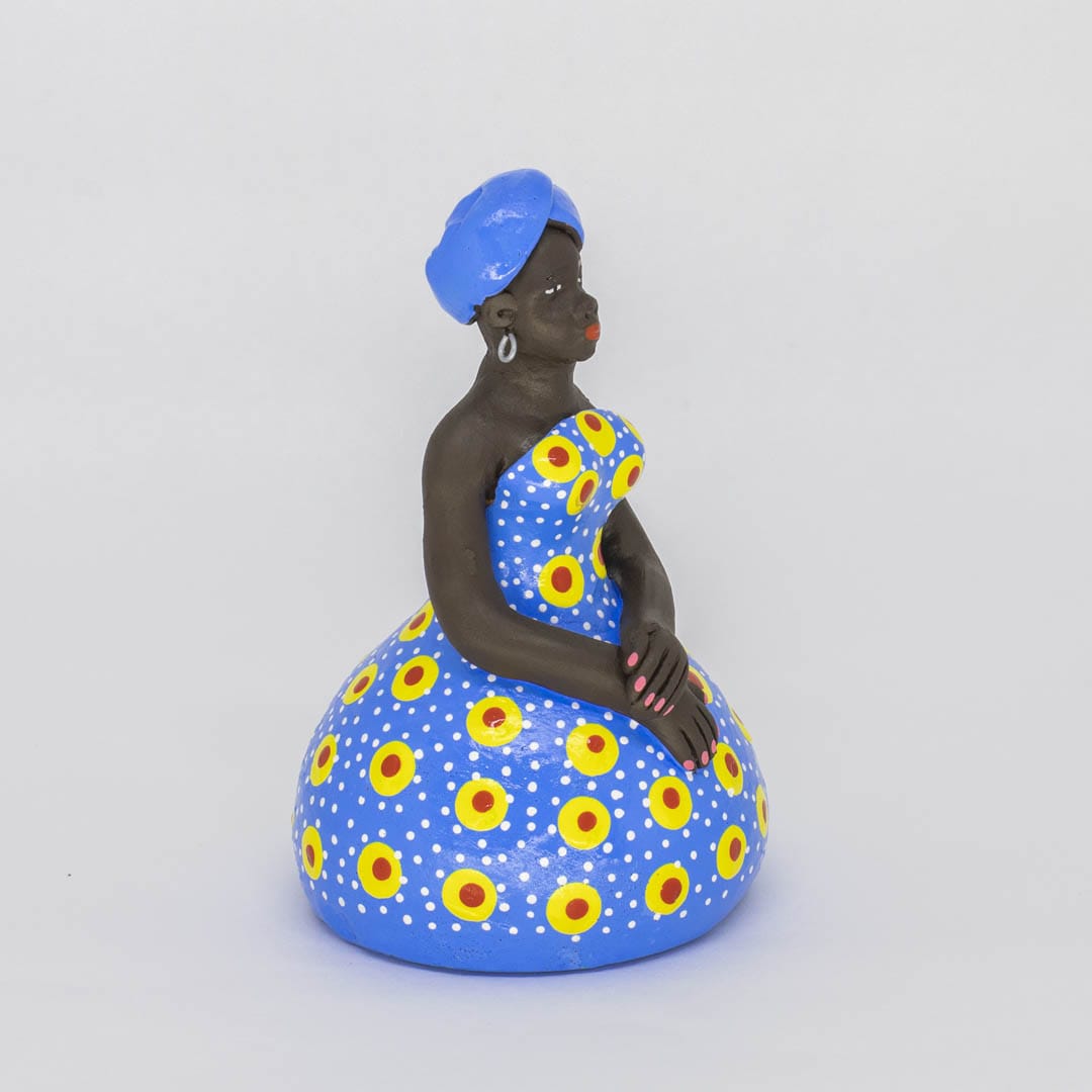 Escultura Dondoca baiana em Cerâmica Azul