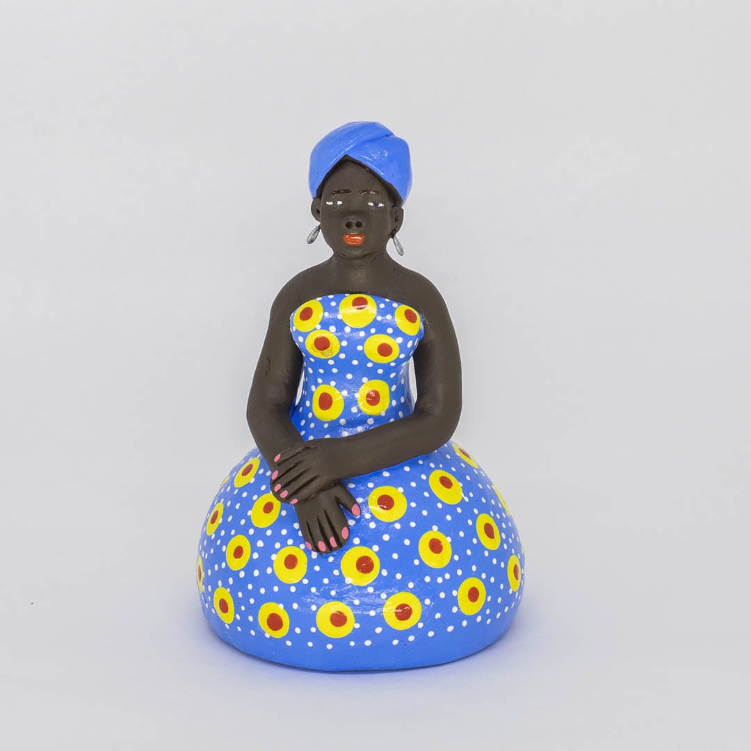 Escultura Dondoca baiana em Cerâmica Azul