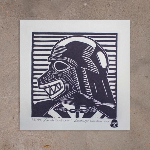 Xilogravura La Ursa Vader - 20 X 20 cm