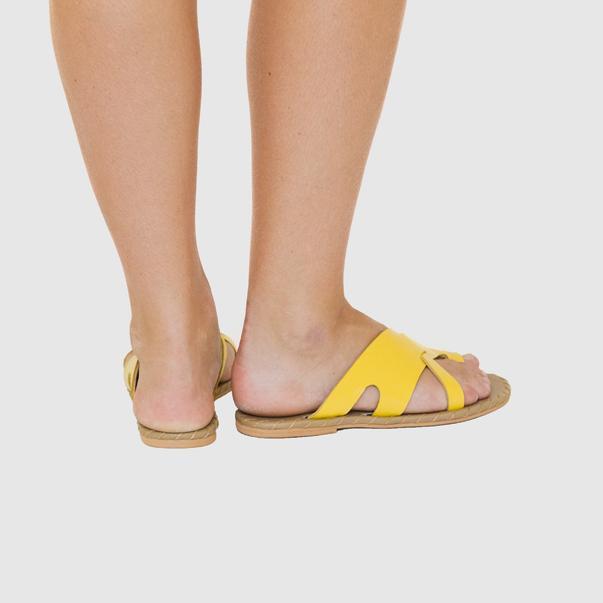 SANDÁLIA FV B-27 AMARELA Sandália Artes do Imaginario Brasileiro 