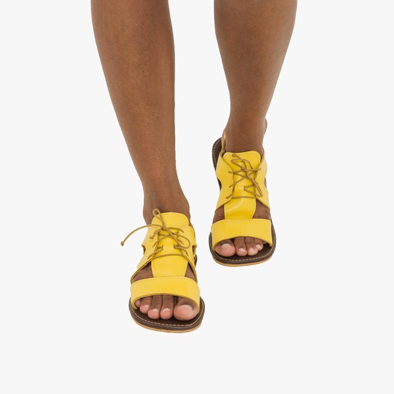 SANDÁLIA FV B-33 AMARELA Sandália Artes do Imaginario Brasileiro 