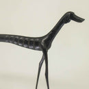 Escultura Cachorro Baleia em Madeira